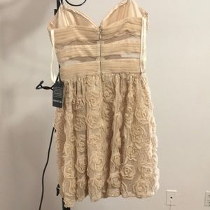 Gold flower Arden B party dress size XS